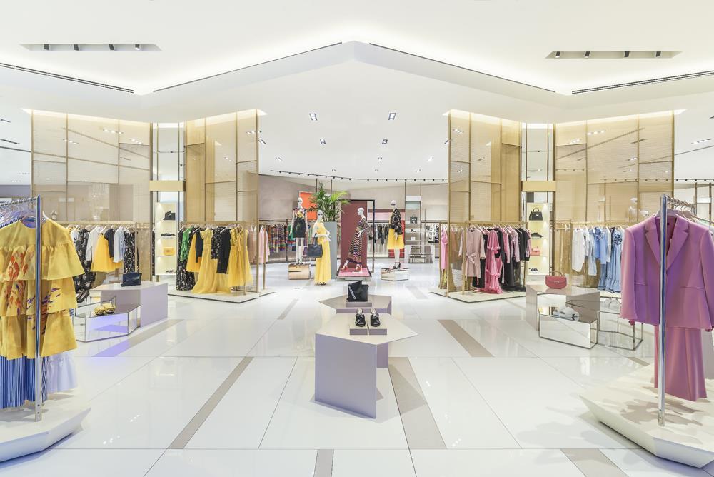 Salam Department Store - Mall of Qatar: Foto 24